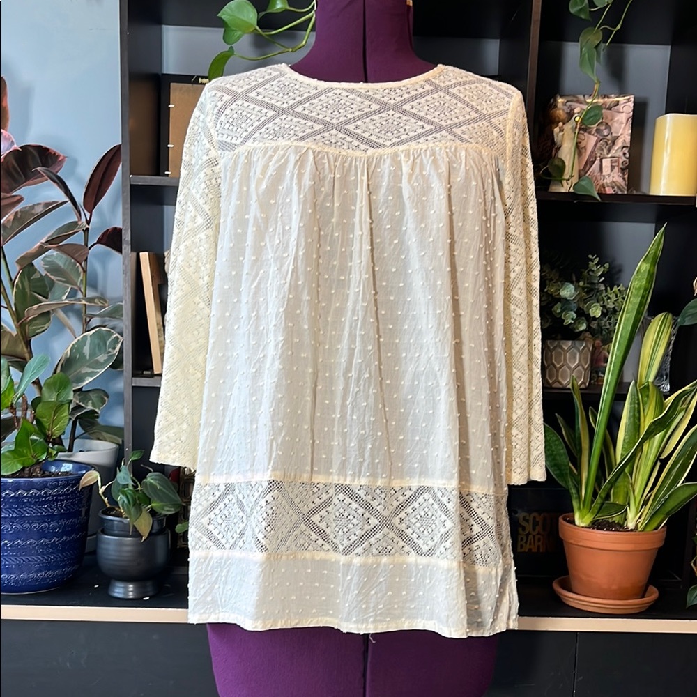 Adiva Lace and Swiss Dot 3/4 Sleeve Top